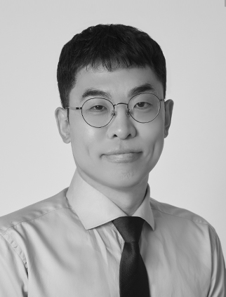 교수 흑백 썸네일